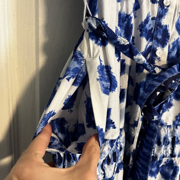 Abercrombie & Fitch Blue and White Dress - Picture 6 of 6